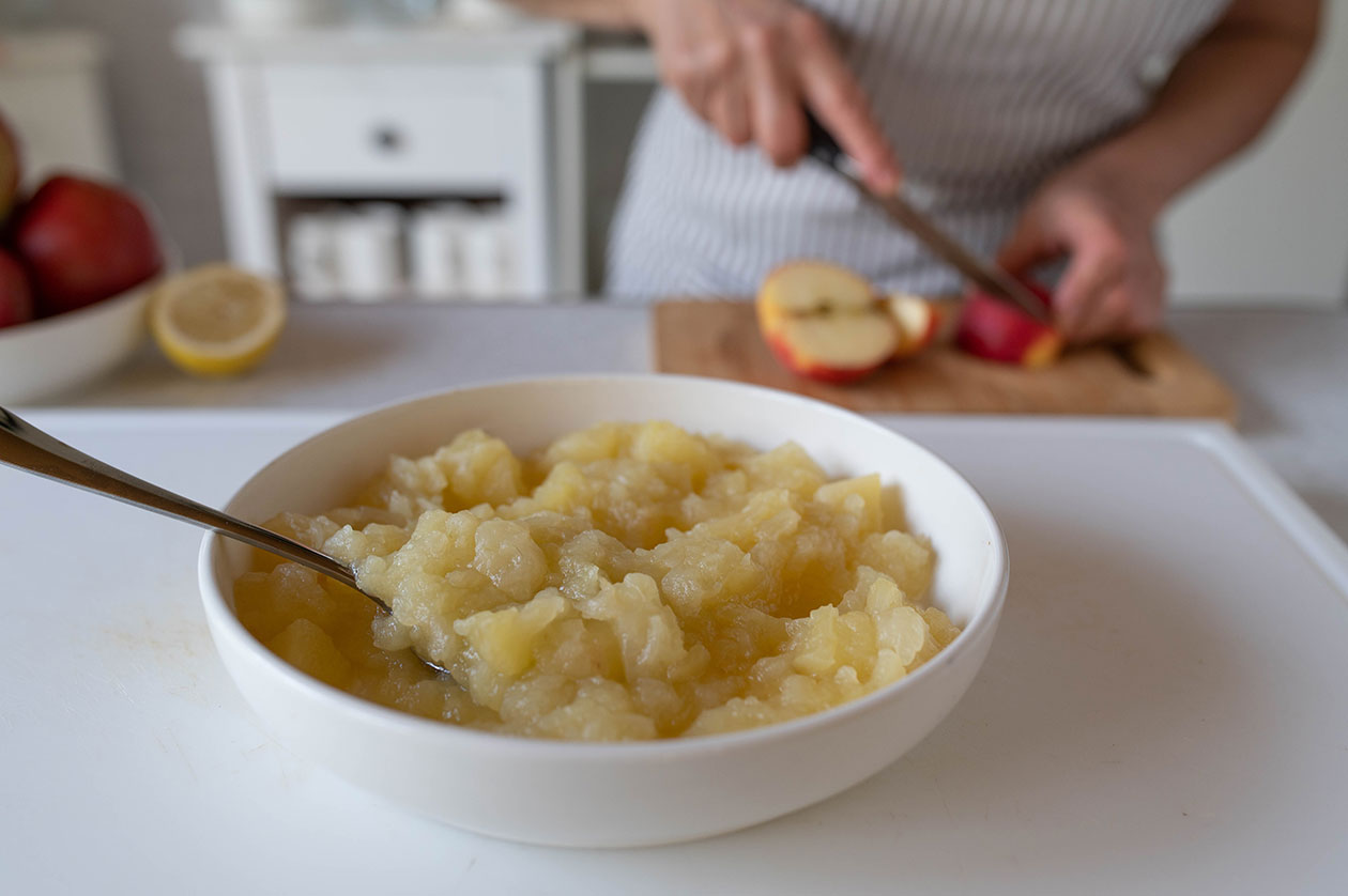 Applesauce in a bowl – soft food to eat after dental surgery